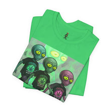 Load image into Gallery viewer, Walking High Cover - 4/20 Edition Tee
