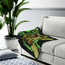 Load image into Gallery viewer, Green Souf Reacher Velveteen Plush Blanket (Black)
