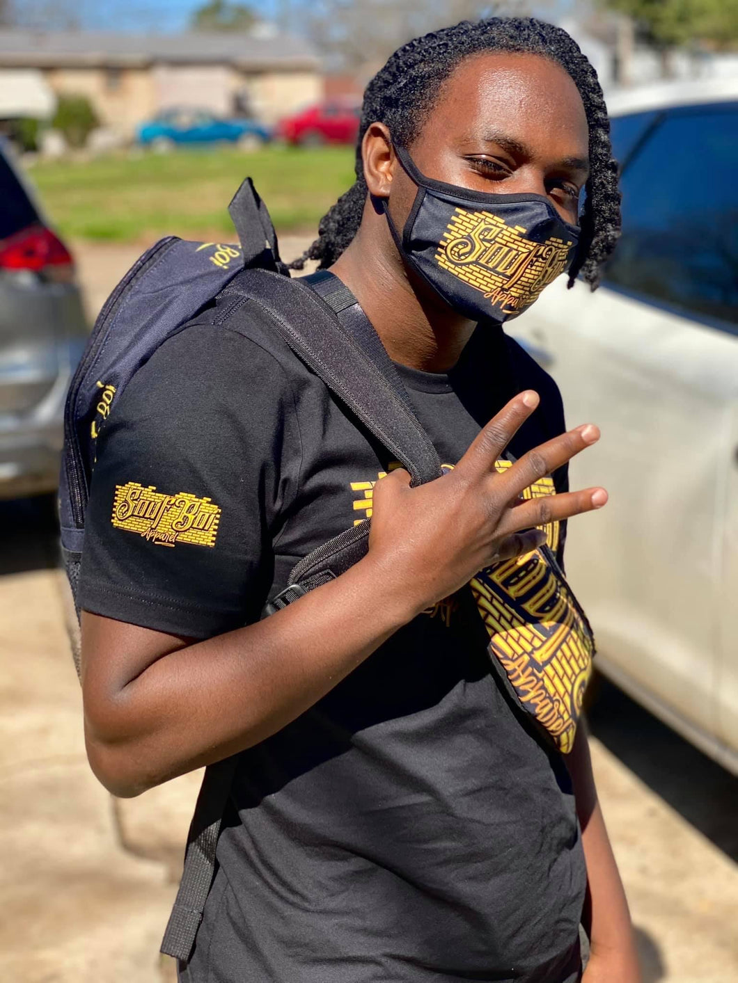 Gold Member Bricks Fitted Polyester Face Mask